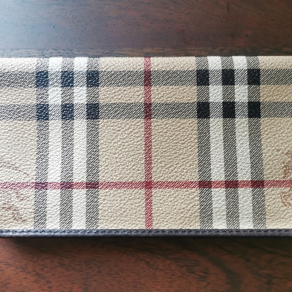 Burberry Wallet Authentic. Monogram Dark Leather. 7 x 4 - Picture 2 of 6